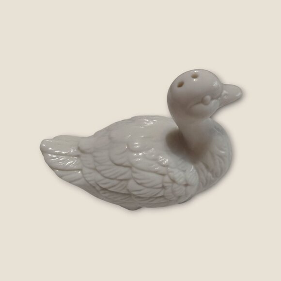 Vintage Shafford White Duck Salt & Pepper Shakers Ceramic 3" Collectible Kitchen - Picture 4 of 16
